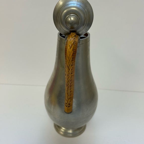 Vintage Pewter/ Selangor/ Coffee Pot with Wicker Handle / UNIQUE - Picture 3 of 7